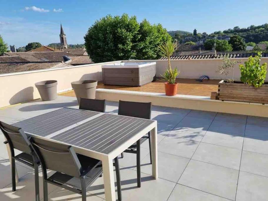 Appartement Neuf Avec Spa Saint-Martin-dʼArdèche 外观 照片